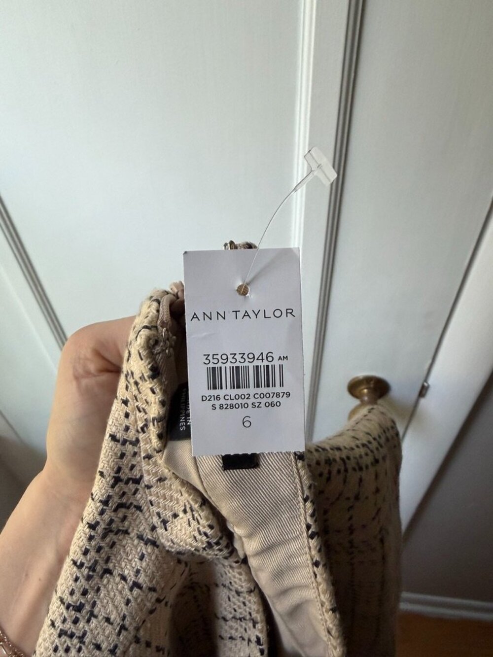 Ann Taylor Toasted Oat Tweed Mock Neck Flounce Dress - Size 6 NWT - Picture 8 of 8